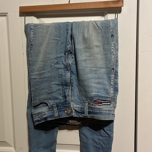 TOMMY JEANS - Picture 3 of 3